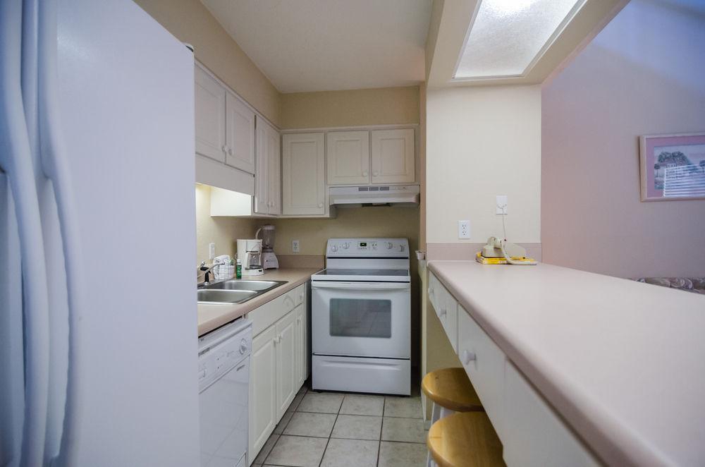 Sunswept Condominiums Panama City Beach Exterior photo