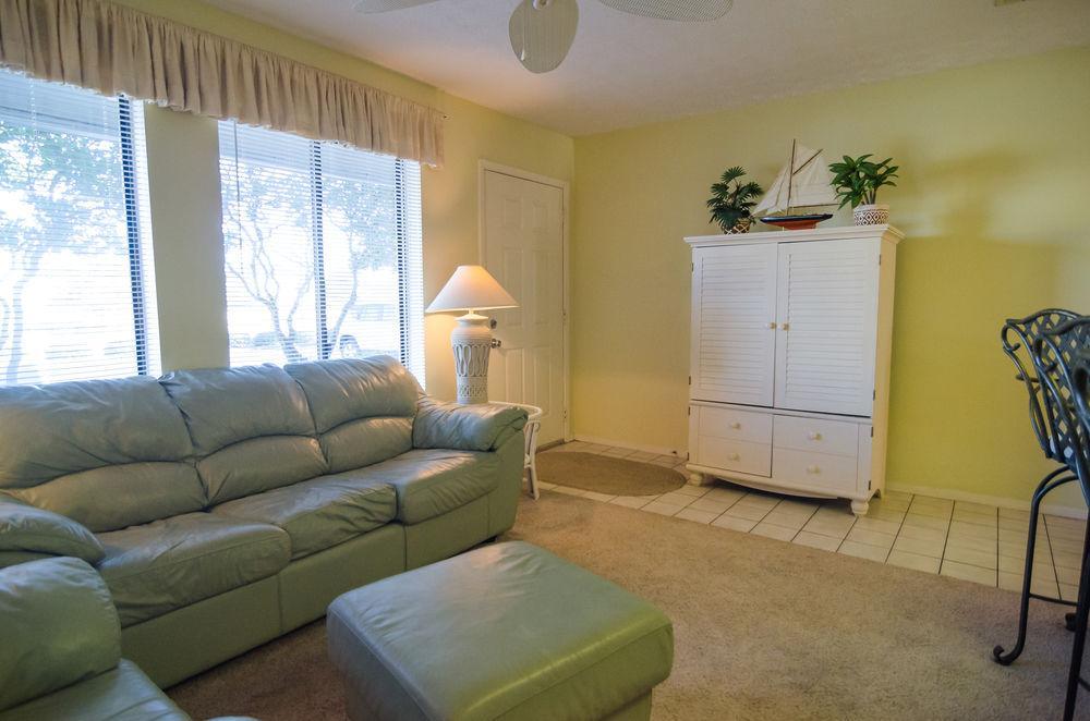 Sunswept Condominiums Panama City Beach Exterior photo